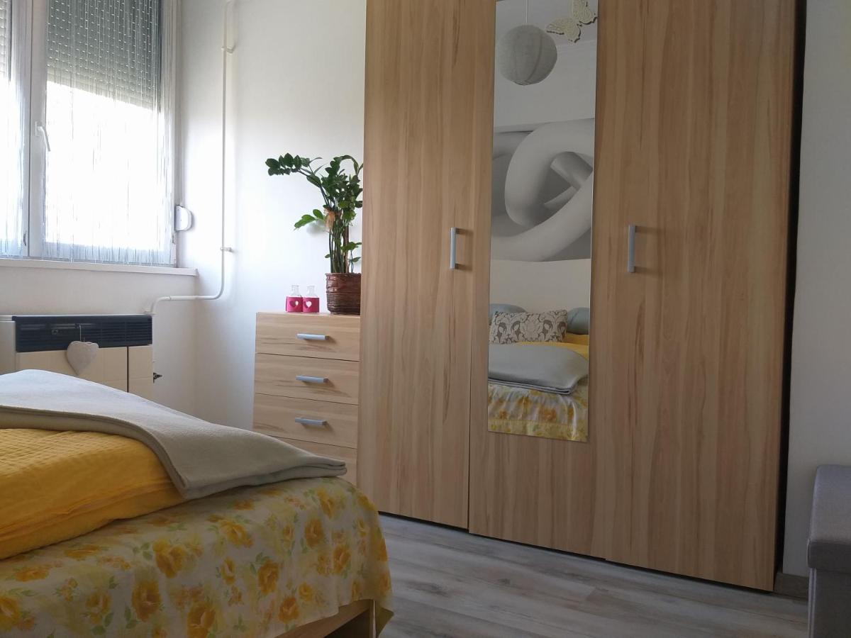 Simon Apartman Tiszafüred Exteriér fotografie